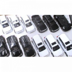 Машины Toyota Land Cruiser (бел, черн)