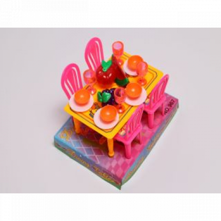 Игровой набор"Стол обеденный со стульями".14*11*9,5